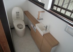 清潔で綺麗なトイレ空間にリフォーム