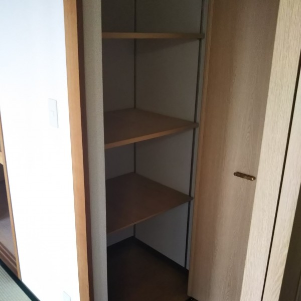 収納も小さく使いにくいものでした。