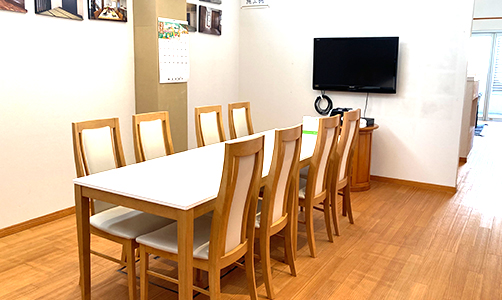 株式会社プラスワン 津南